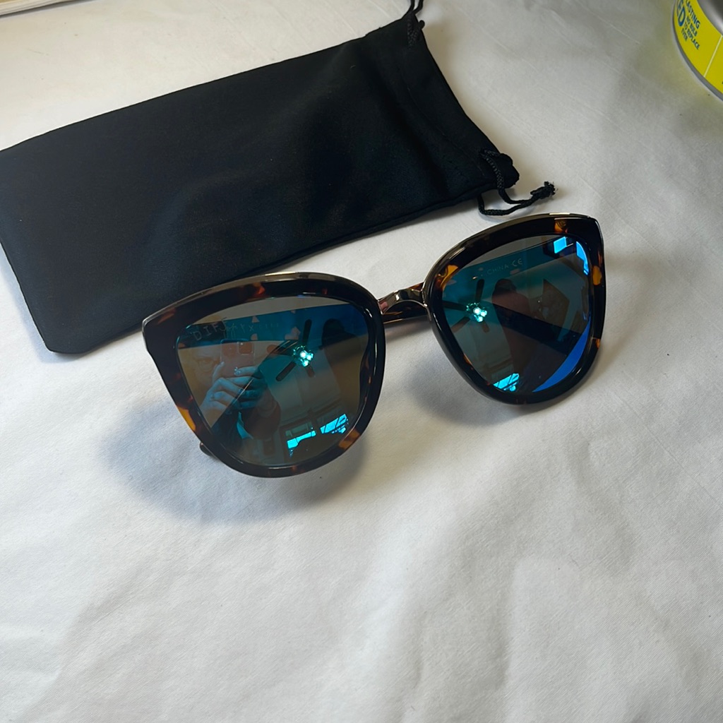 Diff Jojo X Diff Sunglasses